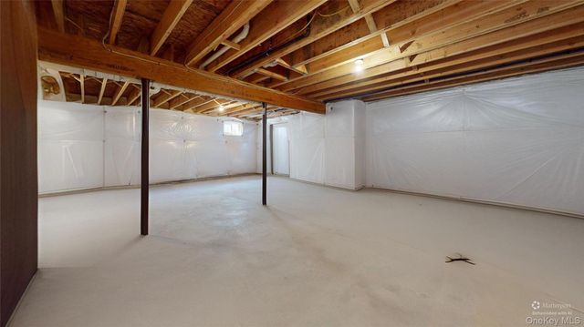 164 Chestnut Street, Mount Sinai, NY 11766