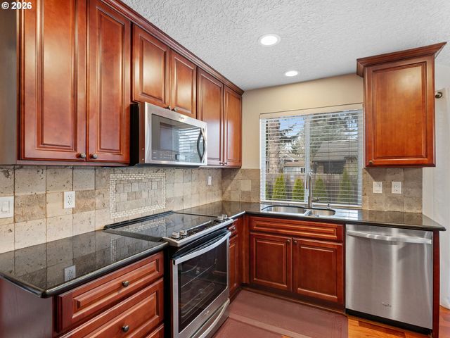 16107 Nw PAISLEY Dr, Beaverton, OR 97006