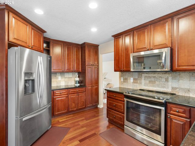 16107 Nw PAISLEY Dr, Beaverton, OR 97006