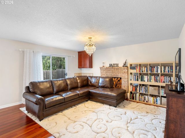 16107 Nw PAISLEY Dr, Beaverton, OR 97006