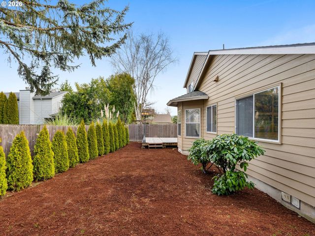 16107 Nw PAISLEY Dr, Beaverton, OR 97006