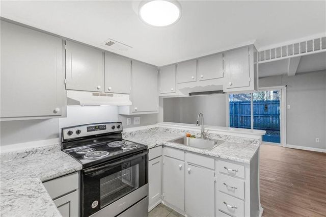 4017 Cottage Hill Road 58, Mobile, AL 36609