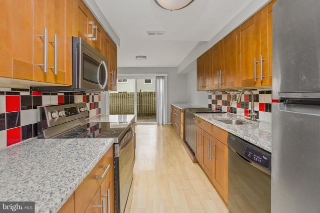 171 CYPRESS CT, Marlton, NJ 08053