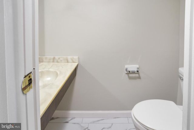 171 CYPRESS CT, Marlton, NJ 08053