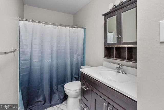 171 CYPRESS CT, Marlton, NJ 08053