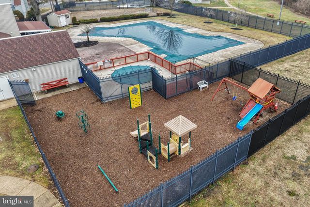 171 CYPRESS CT, Marlton, NJ 08053