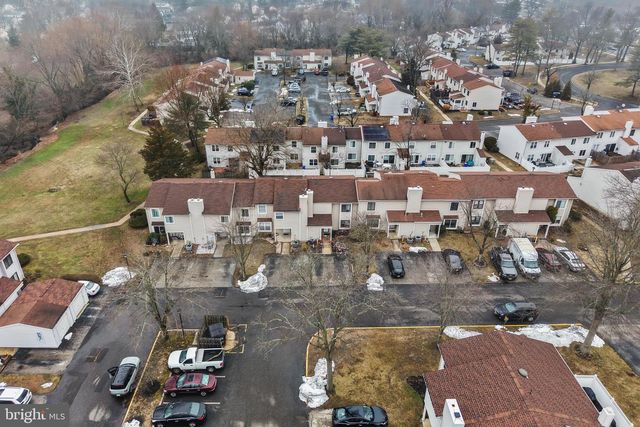 171 CYPRESS CT, Marlton, NJ 08053