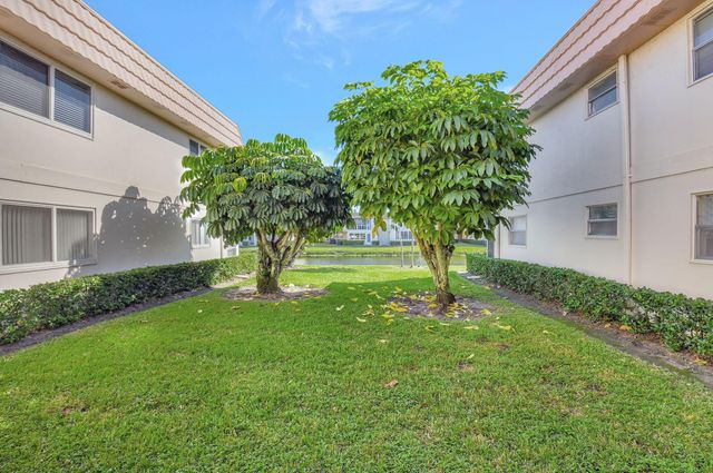 325 Saxony G, Delray Beach, FL 33446