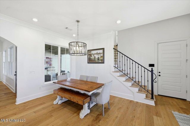 735 Cotton Creek Trail, Brandon, MS 39047