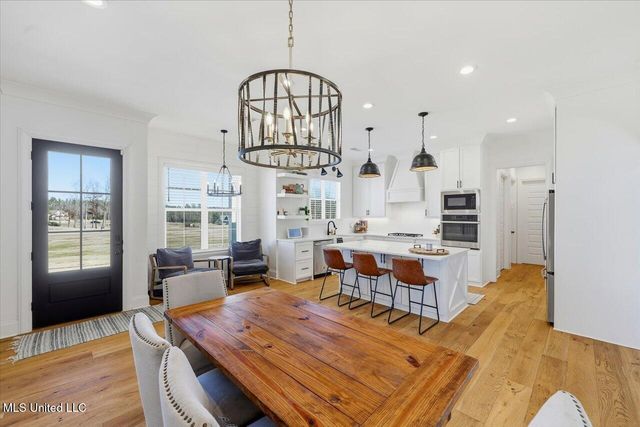 735 Cotton Creek Trail, Brandon, MS 39047