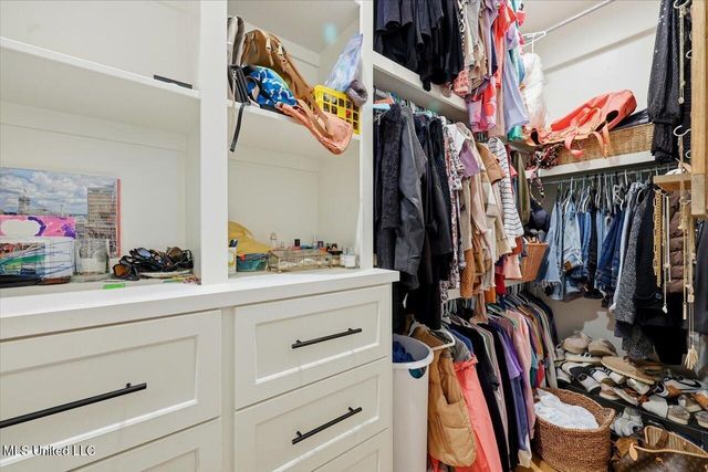 735 Cotton Creek Trail, Brandon, MS 39047