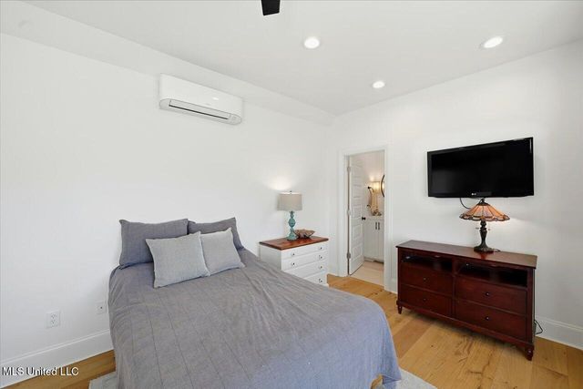 735 Cotton Creek Trail, Brandon, MS 39047