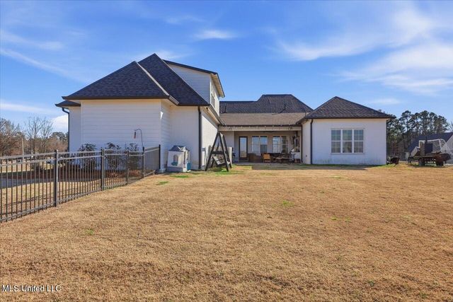 735 Cotton Creek Trail, Brandon, MS 39047