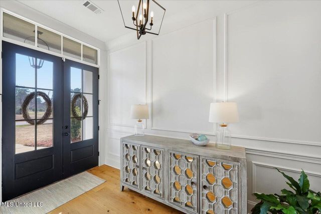 735 Cotton Creek Trail, Brandon, MS 39047