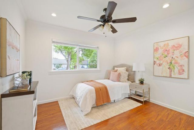 1027 Grape Avenue, Sunnyvale, CA 94087