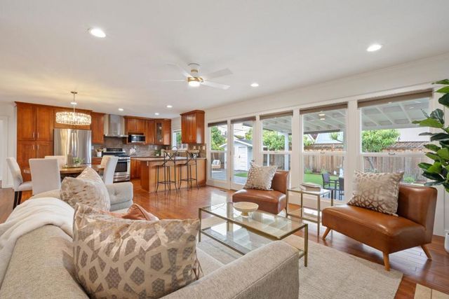 1027 Grape Avenue, Sunnyvale, CA 94087