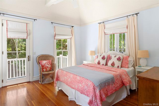 11 Prospect Avenue, Shelter Island Heights, NY 11965
