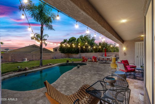 9129 W YUKON Drive, Peoria, AZ 85382