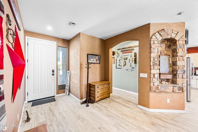 9129 W YUKON Drive, Peoria, AZ 85382