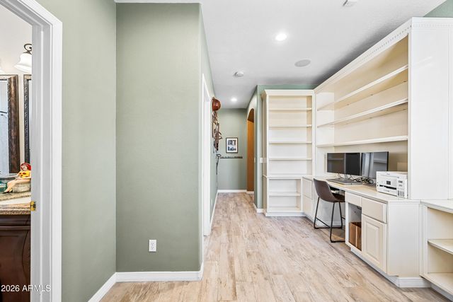 9129 W YUKON Drive, Peoria, AZ 85382