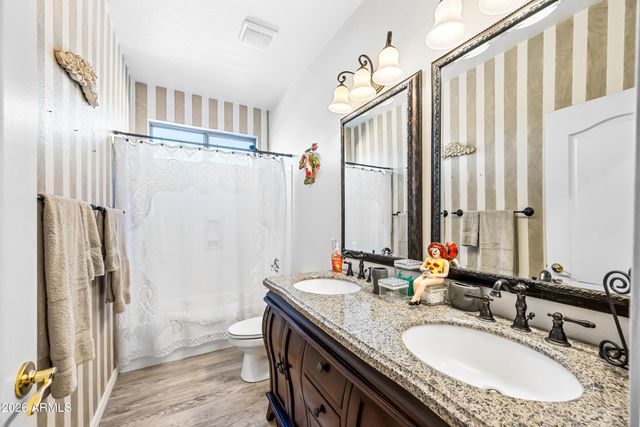 9129 W YUKON Drive, Peoria, AZ 85382