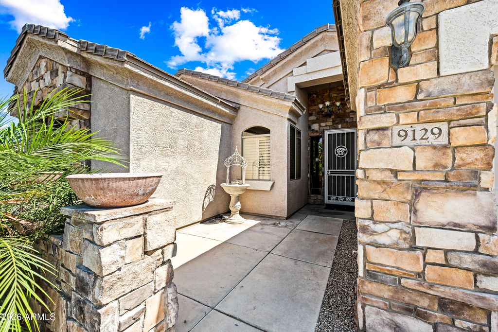9129 W YUKON Drive, Peoria, AZ 85382 — photo 4