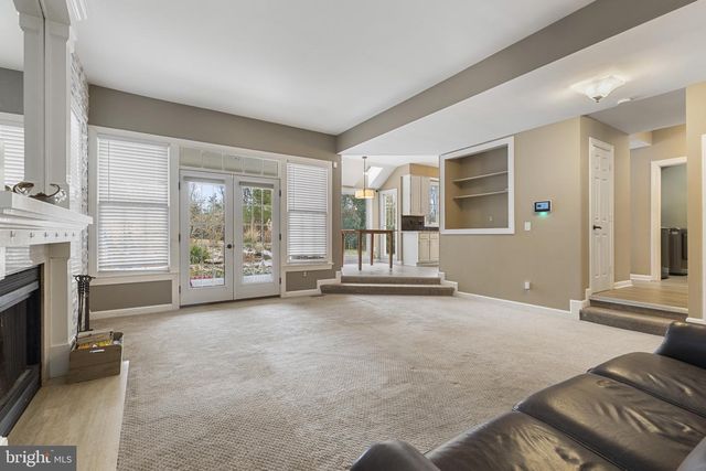 4291 LAWNVALE DR, Gainesville, VA 20155