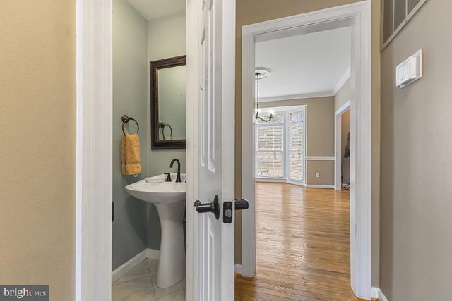 4291 LAWNVALE DR, Gainesville, VA 20155