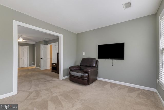 4291 LAWNVALE DR, Gainesville, VA 20155