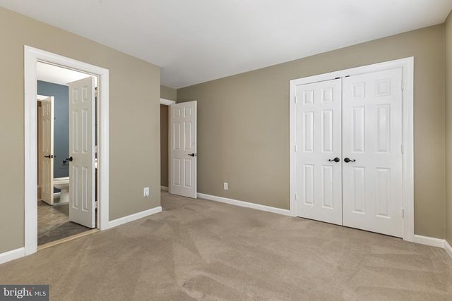 4291 LAWNVALE DR, Gainesville, VA 20155