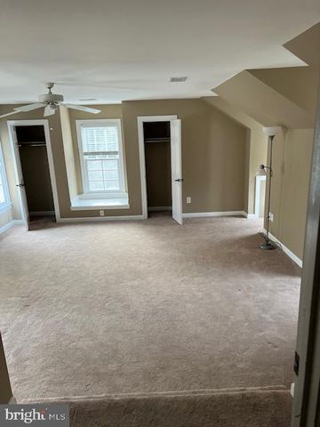 4291 LAWNVALE DR, Gainesville, VA 20155