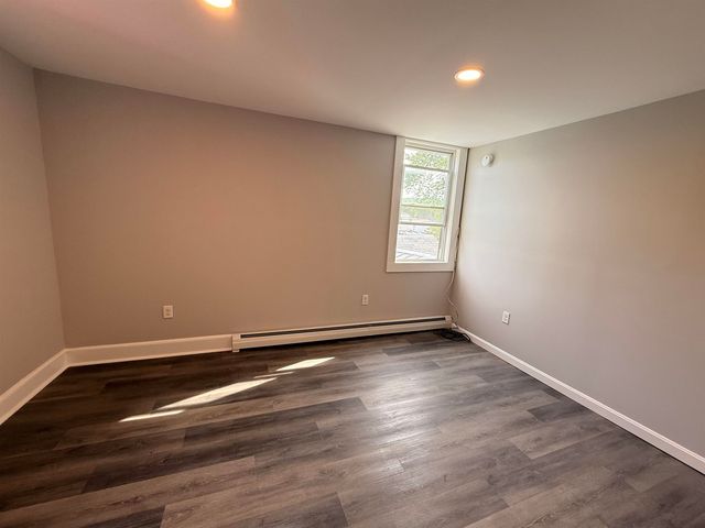 1309 Putney Road, Brattleboro, VT 05301