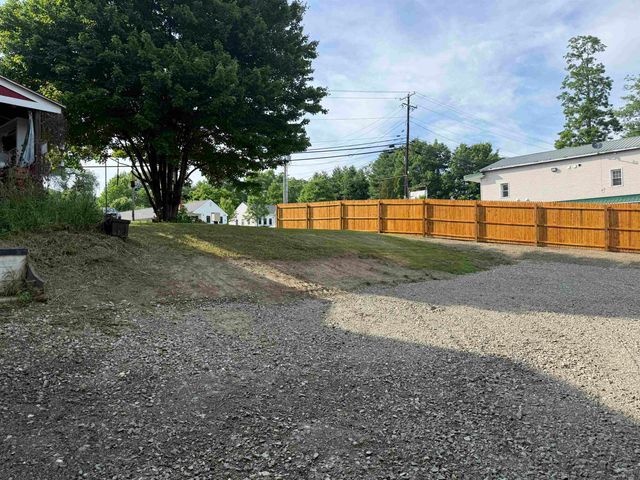 1309 Putney Road, Brattleboro, VT 05301