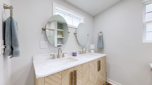 1253 Chickering Dr, Franklin, TN 37064