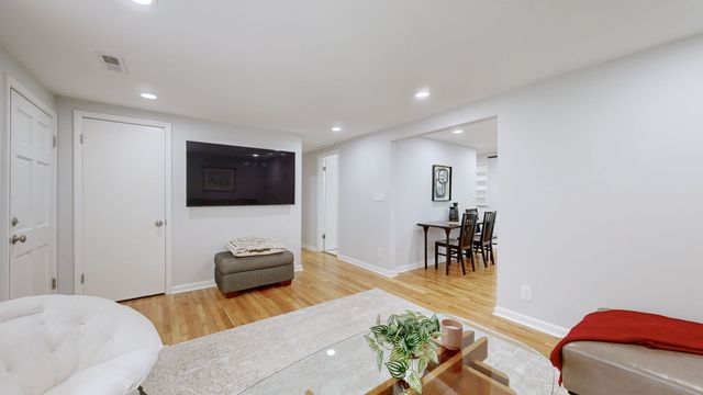 1253 Chickering Dr, Franklin, TN 37064