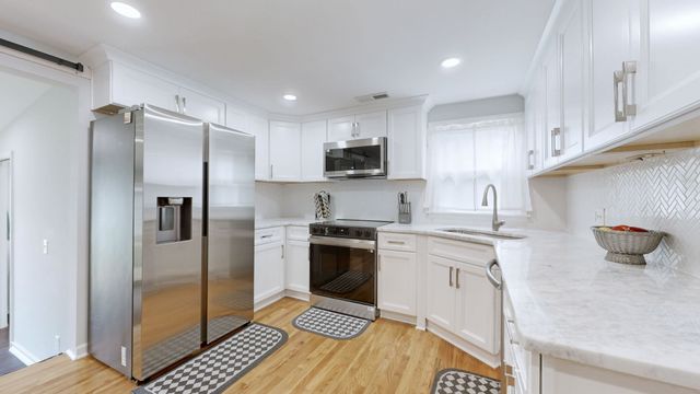 1253 Chickering Dr, Franklin, TN 37064