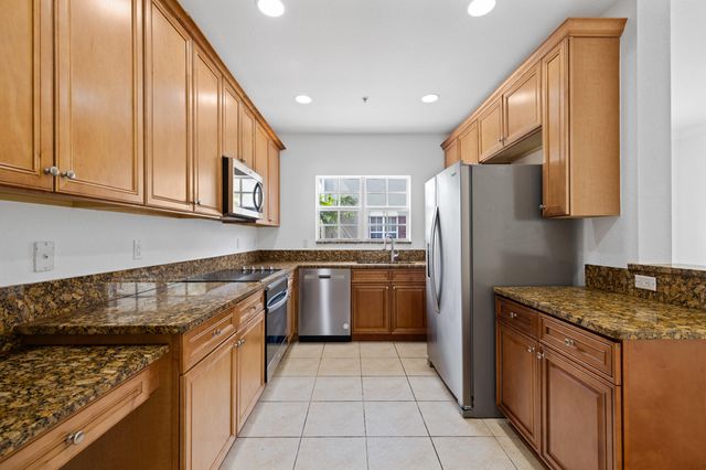 601 S FEDERAL Highway 30, Lake Worth Beach, FL 33460