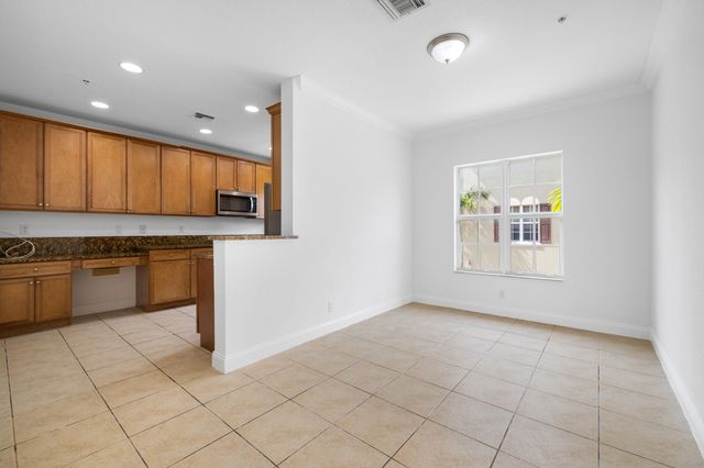 601 S FEDERAL Highway 30, Lake Worth Beach, FL 33460