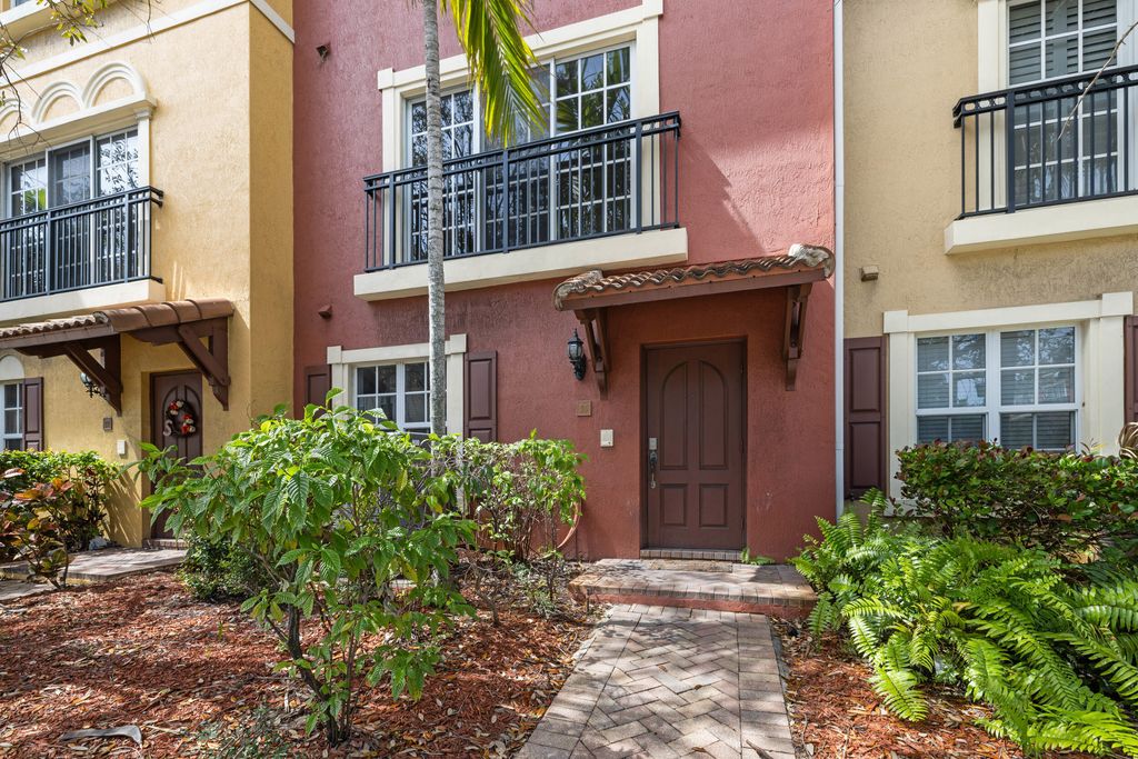 601 S FEDERAL Highway 30, Lake Worth Beach, FL 33460