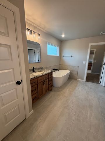 5688 E 137th Street N, Collinsville, OK 74021