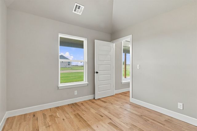 5688 E 137th Street N, Collinsville, OK 74021