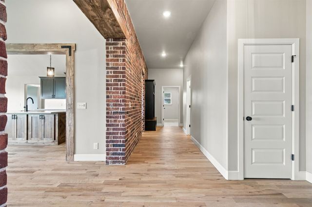 5688 E 137th Street N, Collinsville, OK 74021
