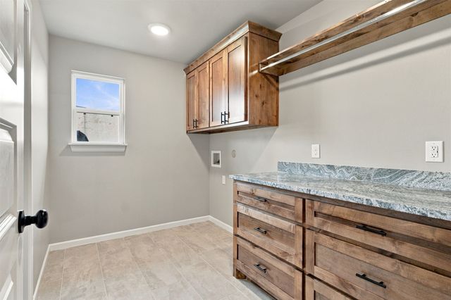 5688 E 137th Street N, Collinsville, OK 74021