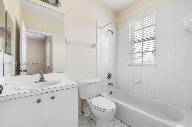 3360 NE 14th Dr 107-30, Homestead, FL 33033