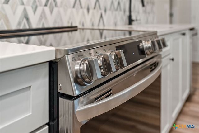 178 Connelley Lane, Port O Connor, TX 77982