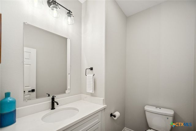 178 Connelley Lane, Port O Connor, TX 77982