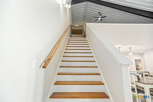 178 Connelley Lane, Port O Connor, TX 77982