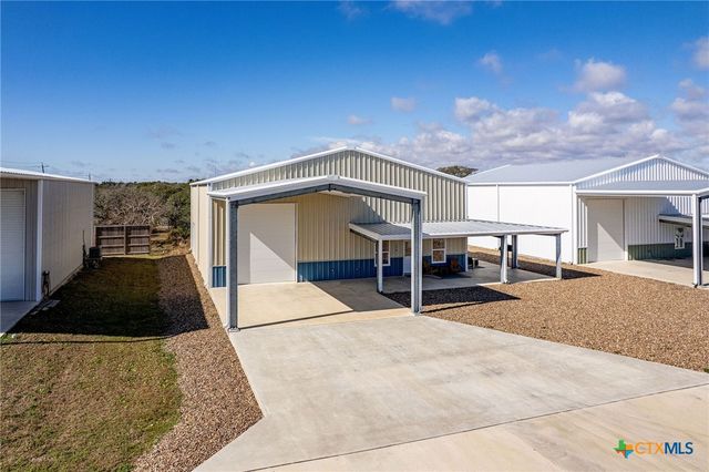 178 Connelley Lane, Port O Connor, TX 77982