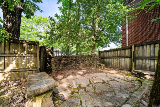 13800 Saint Michael Drive, Little Rock, AR 72211