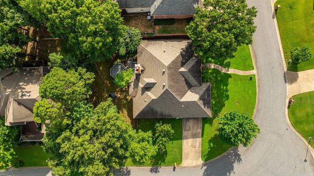 13800 Saint Michael Drive, Little Rock, AR 72211
